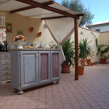 Hotel La Papaya Marina Di Pisa Exteriér fotografie